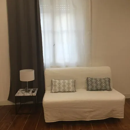Πανσιόν Beworld Room's And *