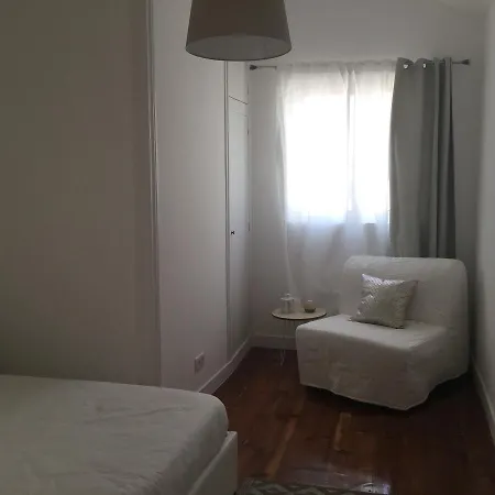 Πανσιόν Beworld Room's And