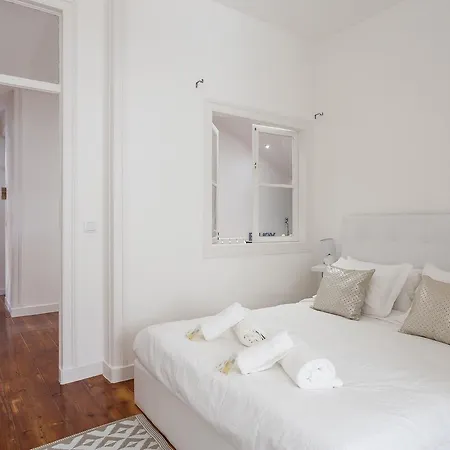 Beworld Room's And Πανσιόν *