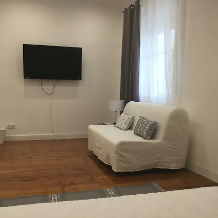 Beworld Room's And Lisbon