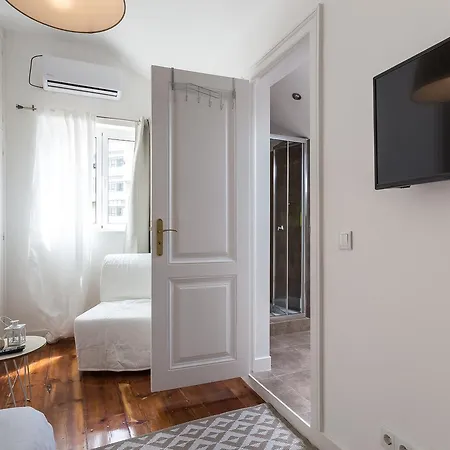 Beworld Room's And Guest house Lisbon