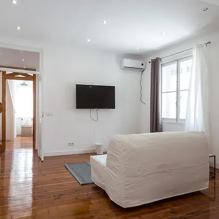 Beworld Room's And Lisbon